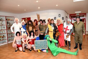 Am Samstag begeisterte die Comedy-Gruppe der Feuerwehr die Gäste. Foto: Uwe Neugebauer