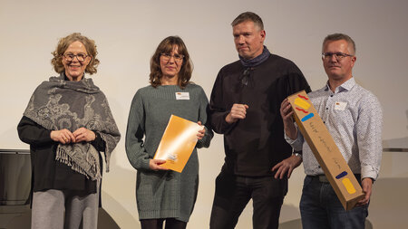 Staatsministerin Regina Kraushaar, Anja Irmscher, Michael Fischer-Art, Andre Stefan (v.l.). Bildrechte: Phenomena Art & Design